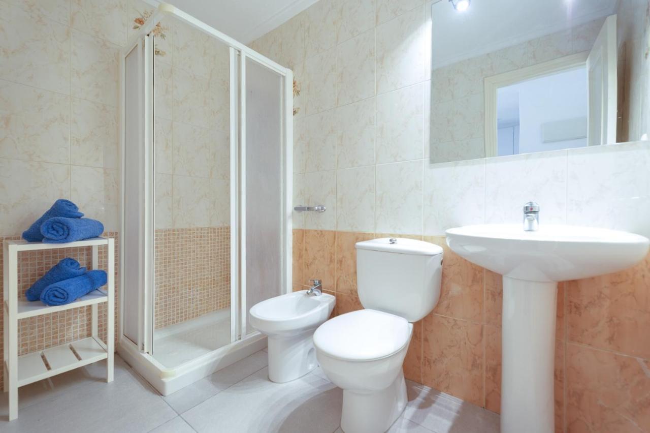 Appartamento Apartament U Wiesia Torrevieja Esterno foto