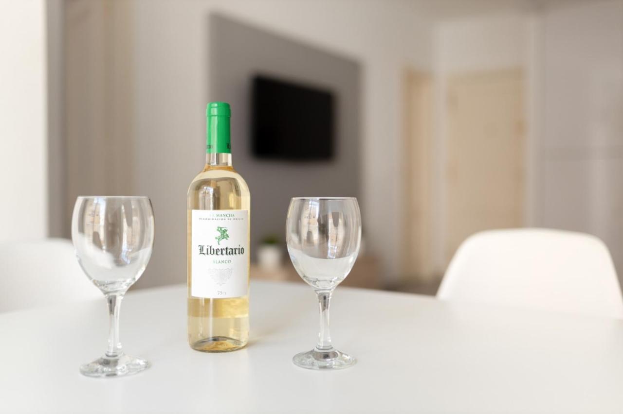 Appartamento Apartament U Wiesia Torrevieja Esterno foto